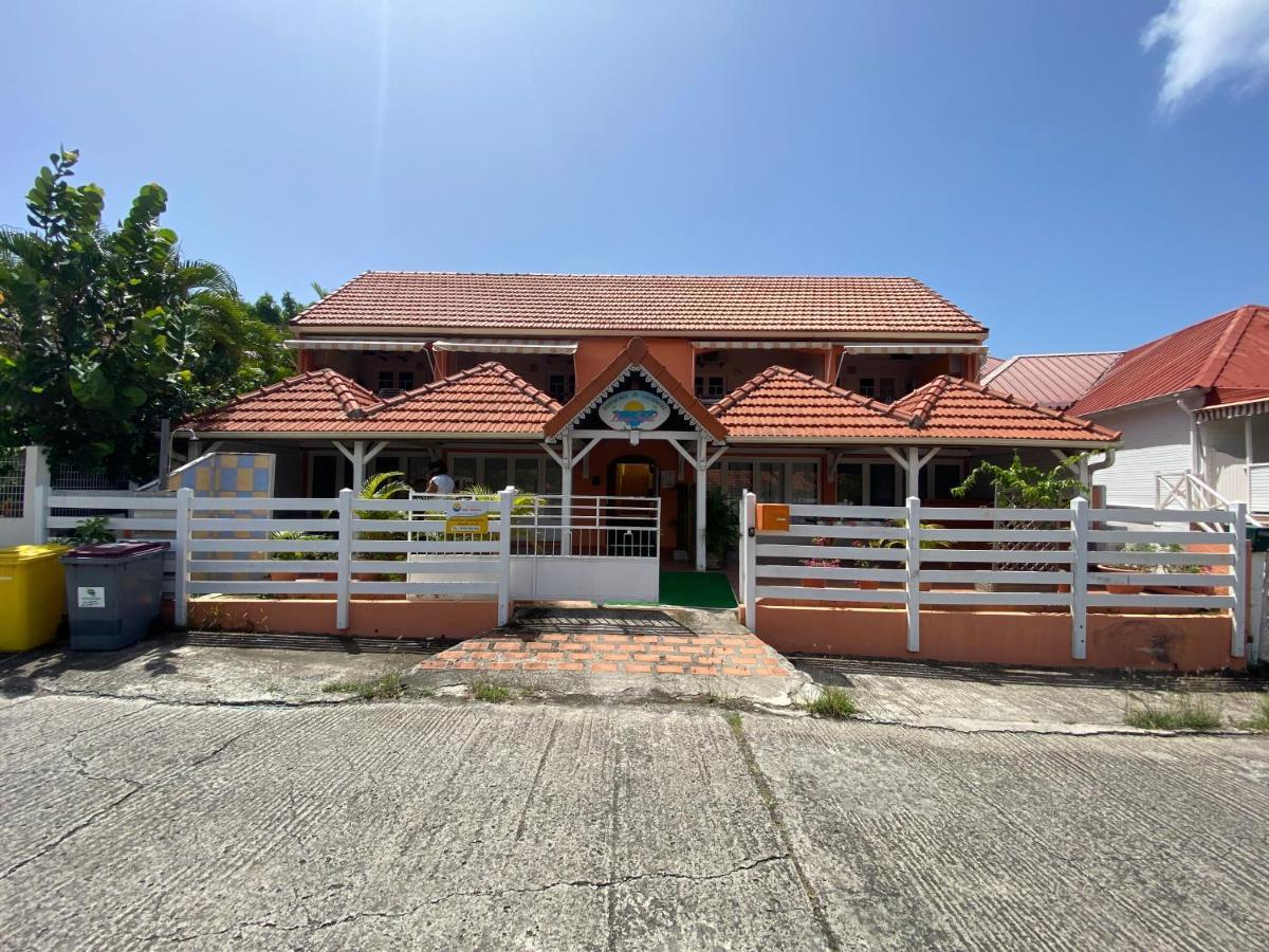 Residence Bel'Soleil Sainte-Anne Bagian luar foto