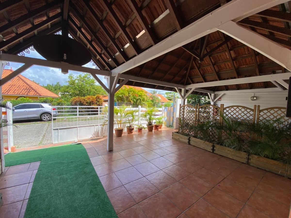 Residence Bel'Soleil Sainte-Anne Bagian luar foto